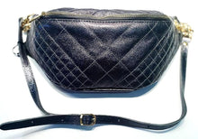 Load image into Gallery viewer, Black quilted Italian leather bag
