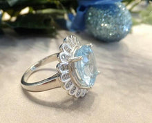 Load image into Gallery viewer, Blue topaz flower ring
