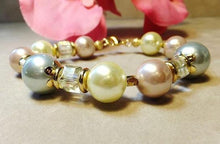 Load image into Gallery viewer, mother of pearl bracelet

