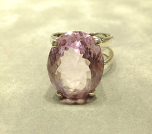 Load image into Gallery viewer, Pink Amethyst bold ring
