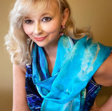 Load image into Gallery viewer, Blue theme long silk scarf
