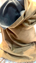 Load image into Gallery viewer, Tan reversible cashmere scarf 
