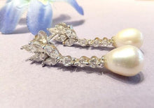 Load image into Gallery viewer, Natural white pearl and topaz earrings
