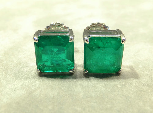 emerald green Paraiba Tourmaline earrings 